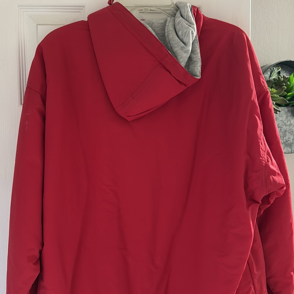 St. John’s University Windbreaker - Picture 6 of 6